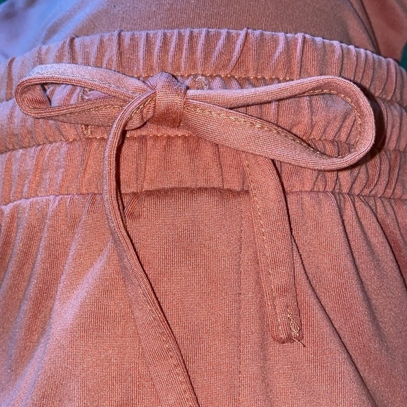 ANY BODY joggers lightweight elastic waistband drawstring coral NEW size M - Picture 4 of 14